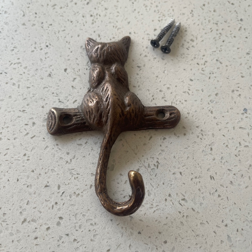 Vintage Cast Iron Cat Tail Wall Hook w/ Hardware